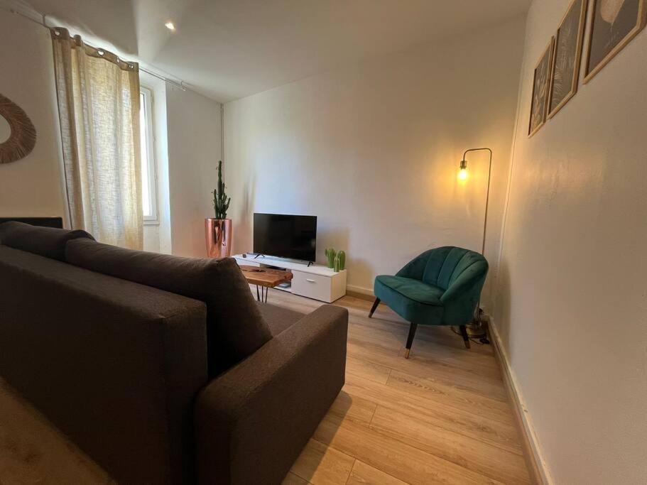 Appartement Proche Du Village Et De La Mer Leucate Bagian luar foto